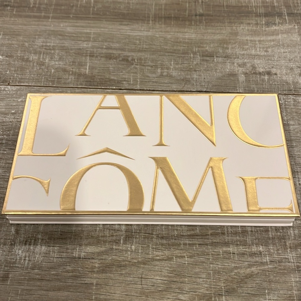 Lancome Eye and Face Palette- 10 eye shows and 1 blush NWT - Picture 4 of 7